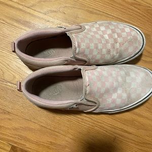 Very used pink vans